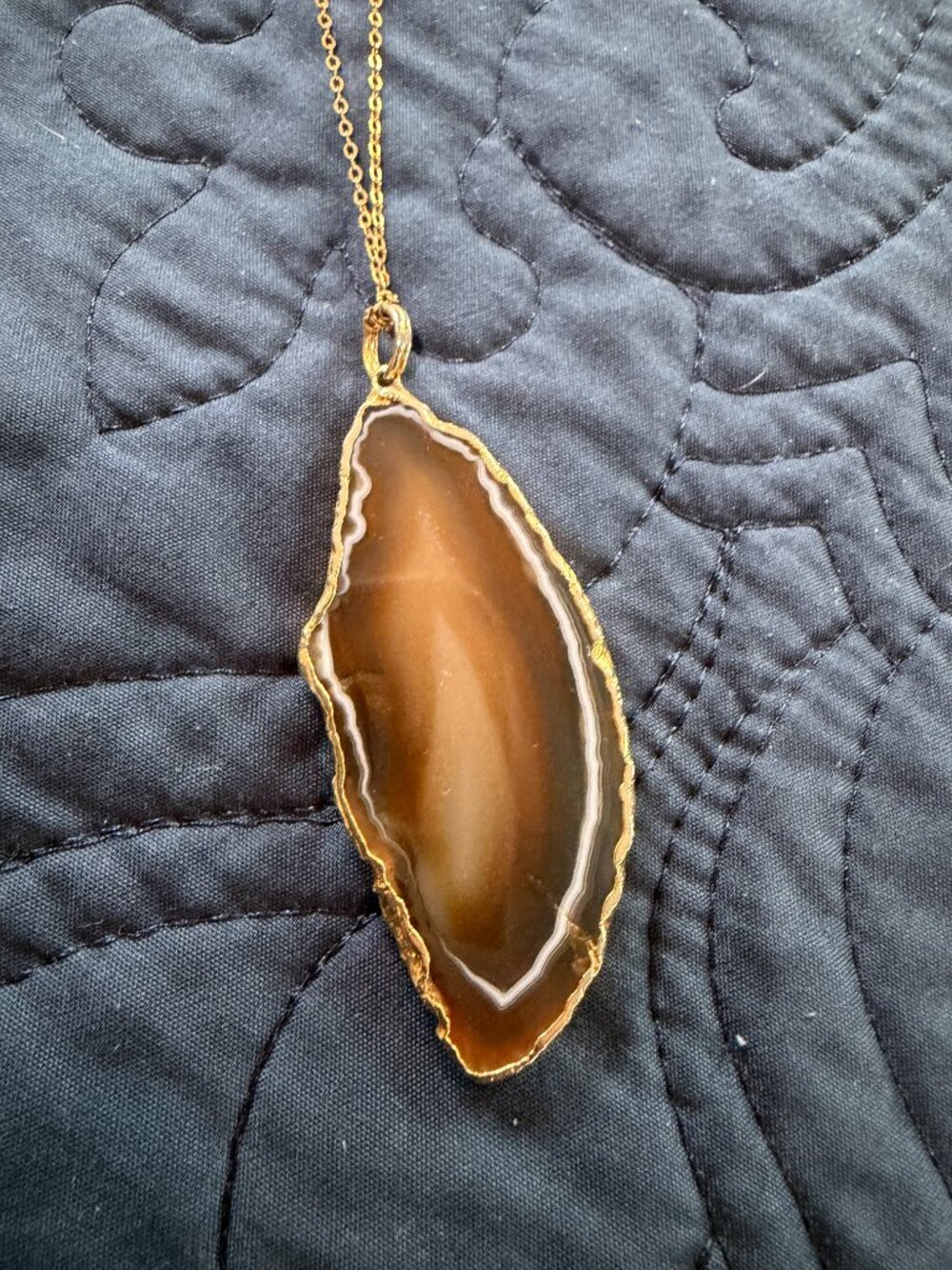 Vintage Polished Brown & Tan Banded Agate Slice Pendant Necklace Gold Tone Edge